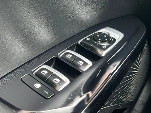 Used 2023 Kia K5 GT-Line image 45