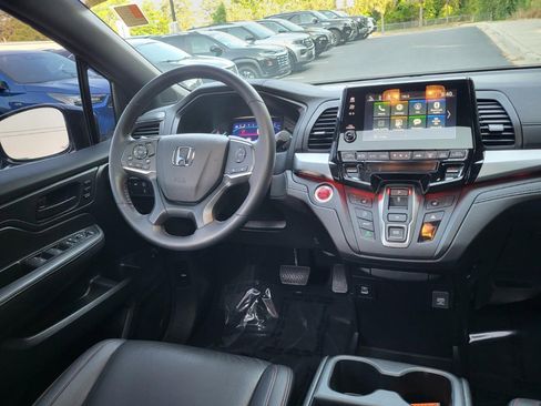 Certified 2023 Honda Odyssey Sport image 17