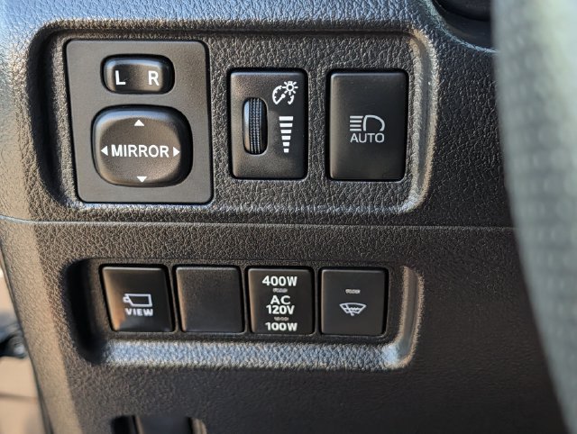 Used 2022 Toyota 4Runner Limited AWD/4WD image 24