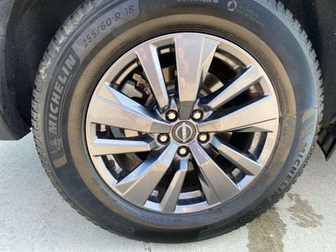 Used 2022 Nissan Pathfinder SV w/ SV Premium Package AWD/4WD image 27
