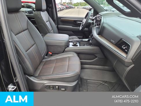 Used 2026 Chevrolet Suburban High Country w/ Sun And Tow Package AWD/4WD image 20