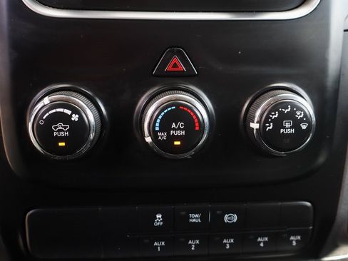 Used 2015 RAM 3500 Tradesman w/ Chrome Appearance Group image 29