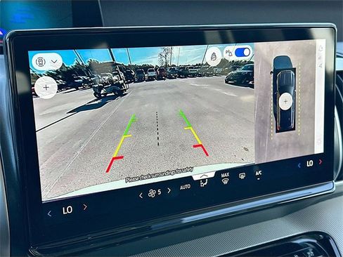 New 2025 Ford Expedition Max Active image 9