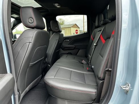 New 2025 Chevrolet Colorado Z71 w/ Midnight Edition image 14