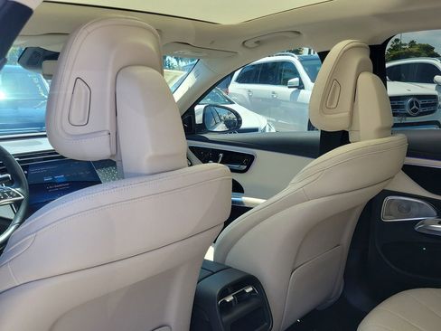 Certified 2024 Mercedes-Benz E 350 4MATIC Sedan image 11
