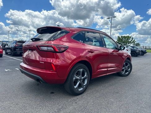 Used 2023 Ford Escape ST-Line w/ Tech Pack #1 AWD/4WD image 12