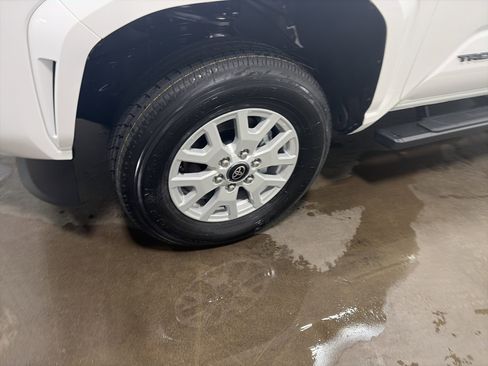 New 2026 Toyota Tacoma SR5 image 9