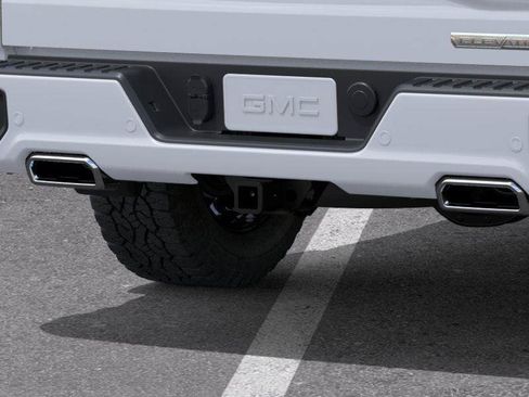 Used 2026 GMC Sierra 1500 Elevation AWD/4WD image 7