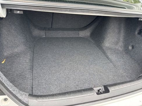 Used 2020 Honda Accord EX image 11