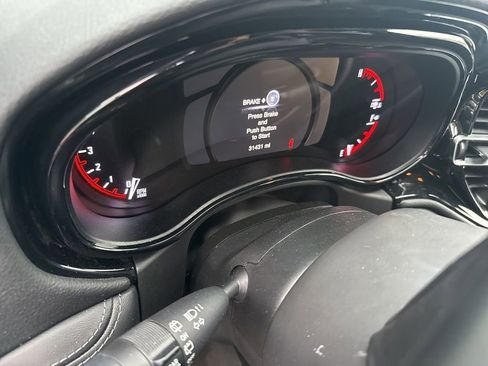 Used 2023 Dodge Durango SXT image 10