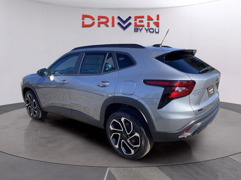 New 2026 Chevrolet Trax RS w/ Driver Confidence Package image 3