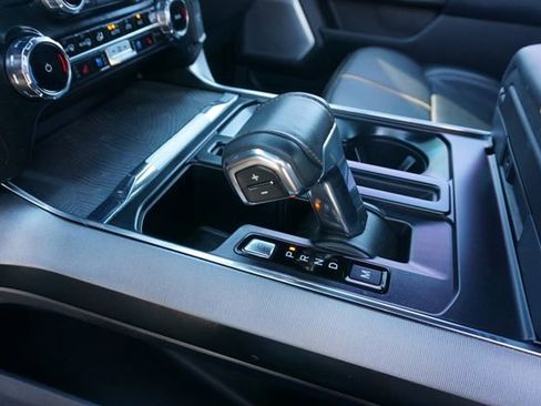 Certified 2023 Ford F150 Platinum w/ Equipment Group 701A High image 32