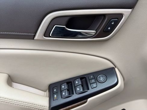 Used 2018 GMC Yukon XL Denali w/ Denali Ultimate Package image 4