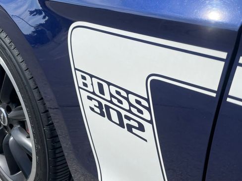 Used 2012 Ford Mustang Boss 302 w/ Boss 302 Accessory Pkg RWD image 28