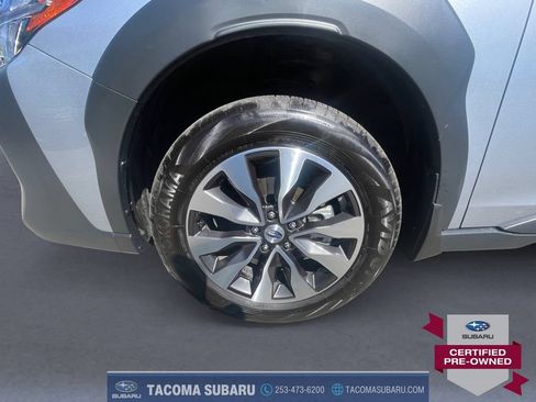 Used 2025 Subaru Outback Limited AWD/4WD image 9