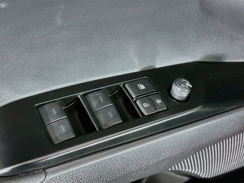 Used 2025 Toyota Camry LE w/ Convenience Package FWD image 15