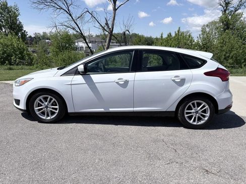 Used 2018 Ford Focus SE FWD image 9