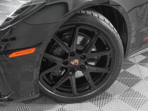 Used 2026 Porsche Panamera image 30