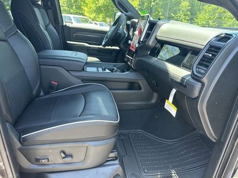 New 2026 RAM 2500 Limited AWD/4WD image 12