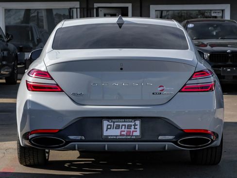 Used 2022 Genesis G70 3.3T image 13