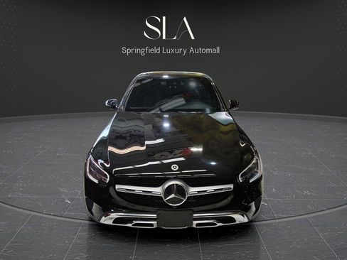 Used 2022 Mercedes-Benz GLC 300 4MATIC Coupe image 3