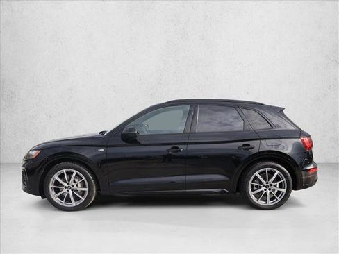 Used 2023 Audi Q5 e Prestige w/ Prestige Package AWD/4WD image 8