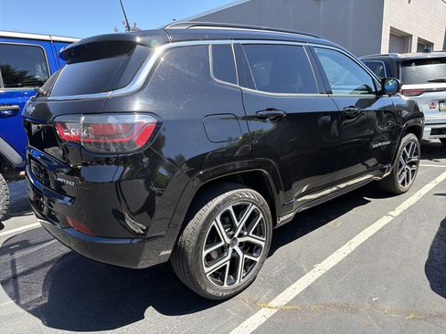 Used 2025 Jeep Compass Limited w/ Elite Group AWD/4WD image 7