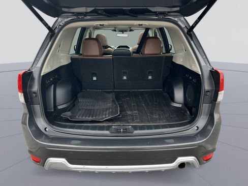 Used 2022 Subaru Forester Touring image 27