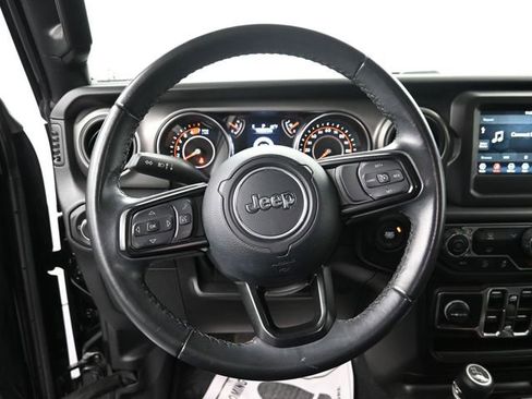 Used 2022 Jeep Wrangler Unlimited Sport image 13