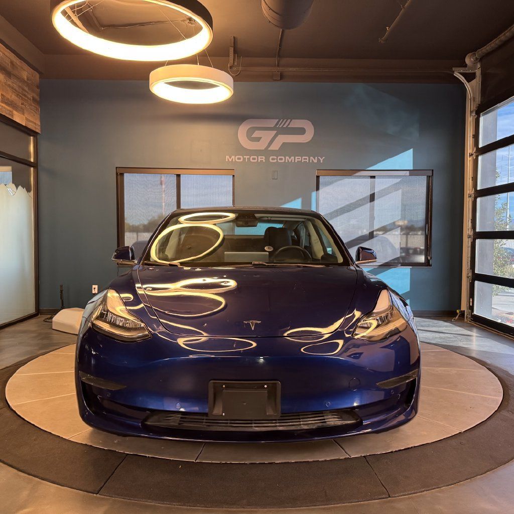Used 2019 Tesla Model 3 Long Range RWD image 8