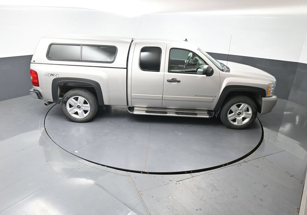 Used 2008 Chevrolet Silverado 1500 LT w/ All Star Edition AWD/4WD image 38