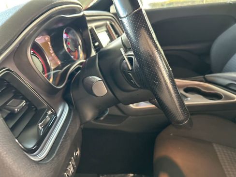 Used 2022 Dodge Challenger GT image 36