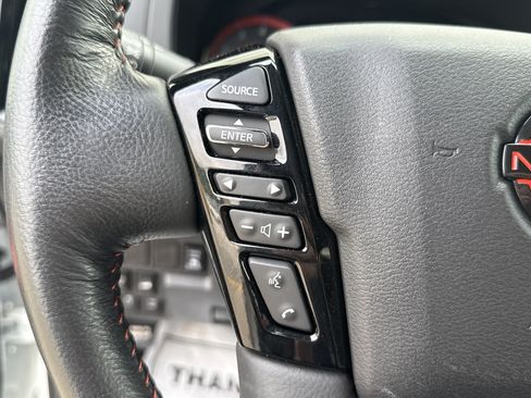 Used 2025 Nissan Frontier PRO-4X w/ Pro Convenience Package AWD/4WD image 17