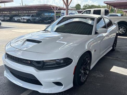 Used 2020 Dodge Charger Scat Pack w/ Plus Group RWD image 2
