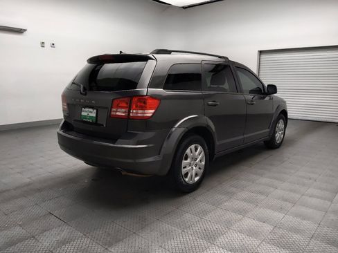 Used 2018 Dodge Journey SE w/ Popular Equipment Group image 9