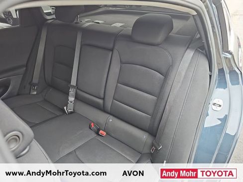 Used 2021 Chevrolet Malibu LT image 11