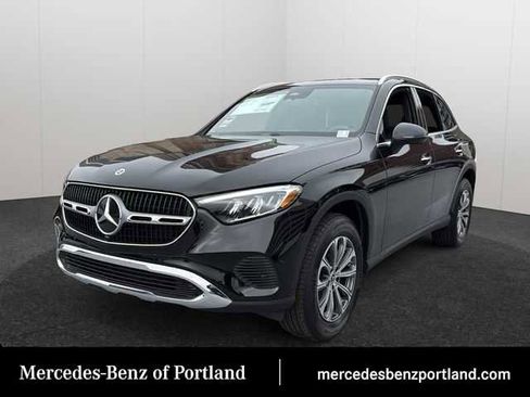 Used 2026 Mercedes-Benz GLC 300 4MATIC image 1
