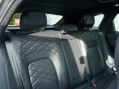 Used 2022 Jaguar F-PACE S AWD/4WD image 61