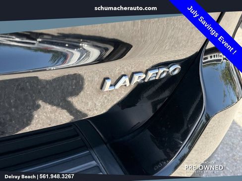 Used 2019 Jeep Grand Cherokee Laredo AWD/4WD image 15