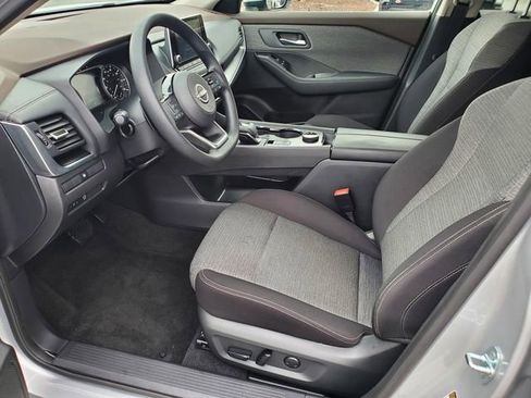 Certified 2023 Nissan Rogue SV image 15