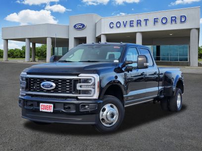 New 2026 Ford F350 Platinum w/ FX4 Off-Road Package