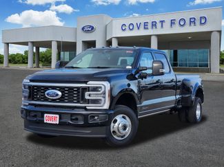 New 2026 Ford F350 Platinum w/ FX4 Off-Road Package AWD/4WD video 1