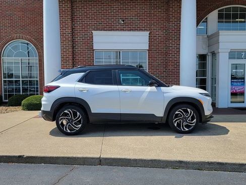 New 2025 Chevrolet TrailBlazer RS w/ Convenience Package image 4