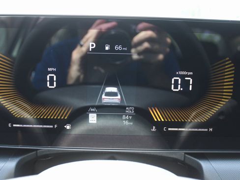 New 2025 Kia K4 LXS image 27