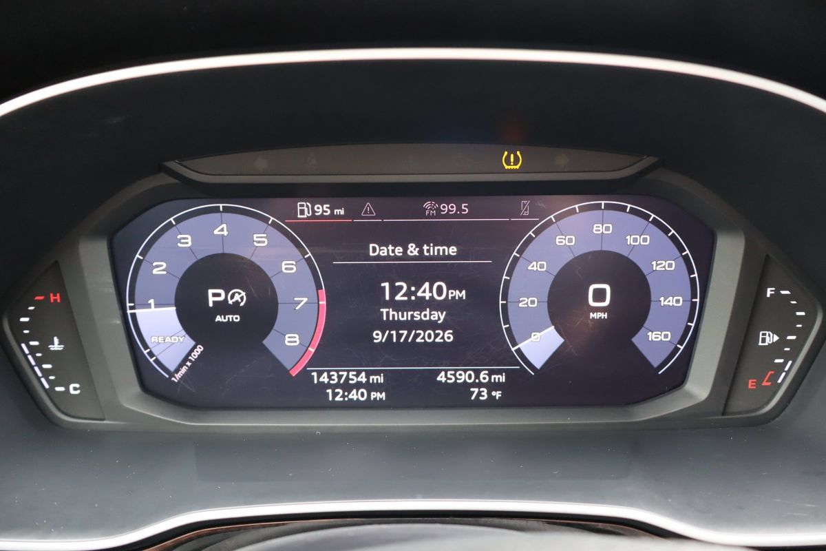 Used 2019 Audi Q3 2.0T Premium AWD/4WD image 34