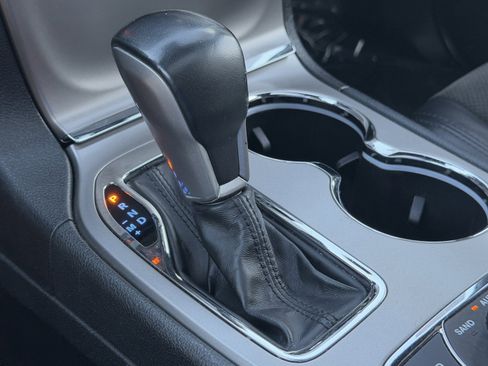 Used 2020 Jeep Grand Cherokee Altitude image 69