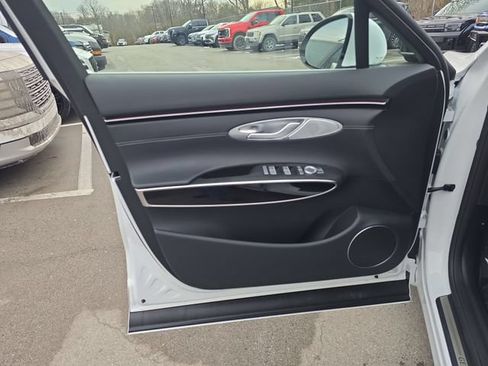 New 2026 Genesis GV70 2.5T AWD/4WD image 13