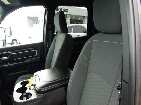 Certified 2026 RAM 2500 Big Horn AWD/4WD image 19