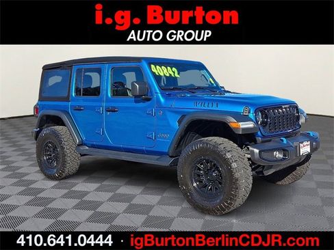 Used 2024 Jeep Wrangler Unlimited image 1