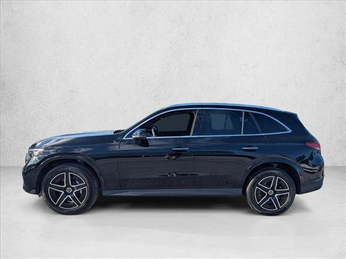 Used 2026 Mercedes-Benz GLC 300 image 5